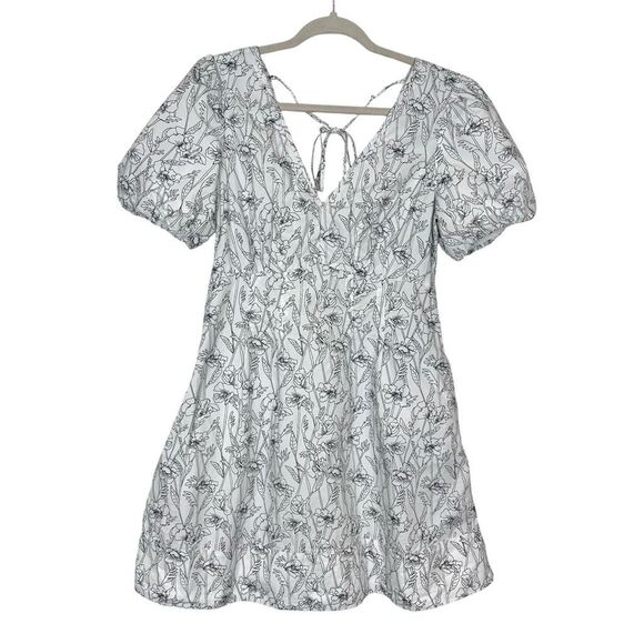 Club Monaco Mini Dress Size 6 White Black Line Floral Print Double V Puff Sleeve - Picture 2 of 16